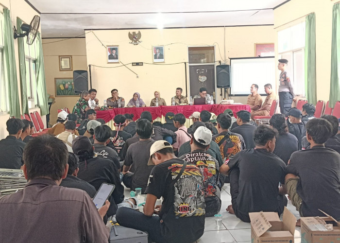 Hasil Audiensi di Greged Soal Jalan Rusak, Inilah Tiga Kesepakatan Pemda Cirebon dan Masyarakat 