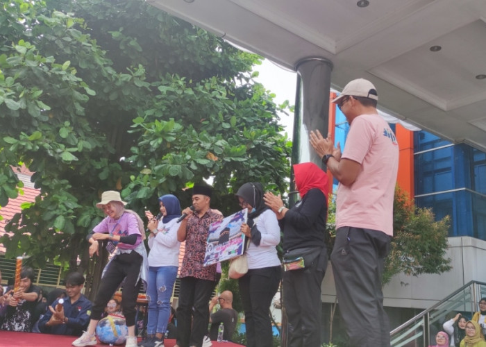 Pemenang Umrah Gebyar Senam Disway Radar Cirebon, Siti Wastiah Sungguh Tidak Menyangka