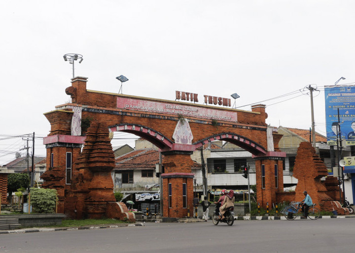 Sejarah Desa Trusmi: Jejak Leluhur, Arsitektur Kuno, dan Perkembangan Budaya Cirebon