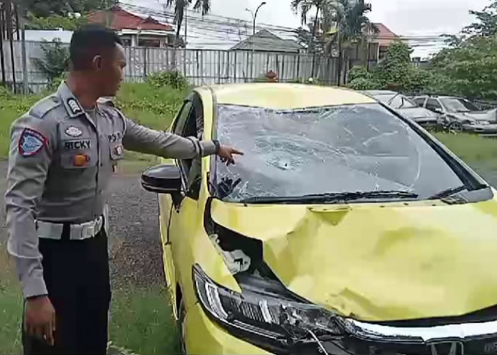 Kronologi Kecelakaan Honda Jazz - Motor di Jl Tuparev Cirebon, Pengemudi Diduga Mabuk