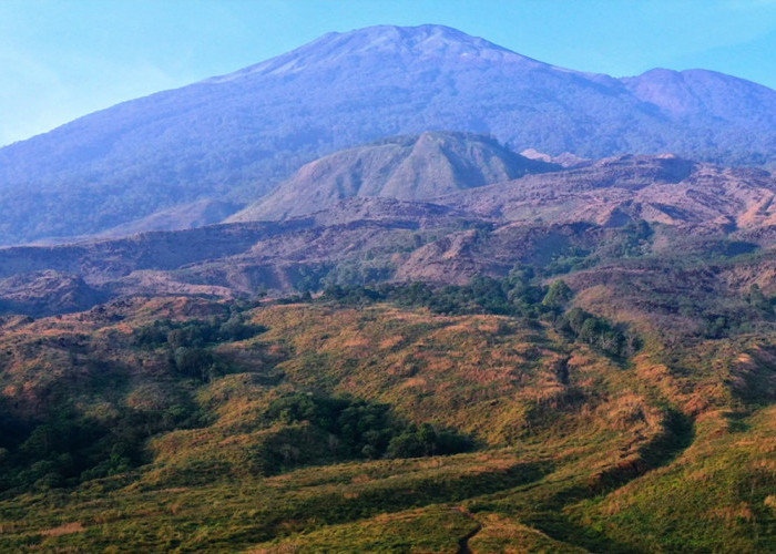 Izin Wisata di Kuningan Disorot DPRD, Lereng Gunung Ciremai Terancam?