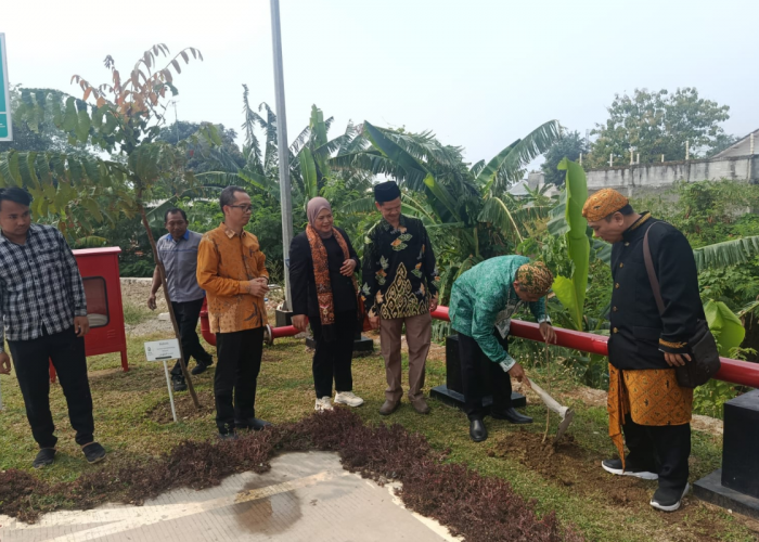 17.845 Pohon Ditanam di HUT ke-81 RI, Ini Makna Angka dan Misi Besar UIN Cirebon