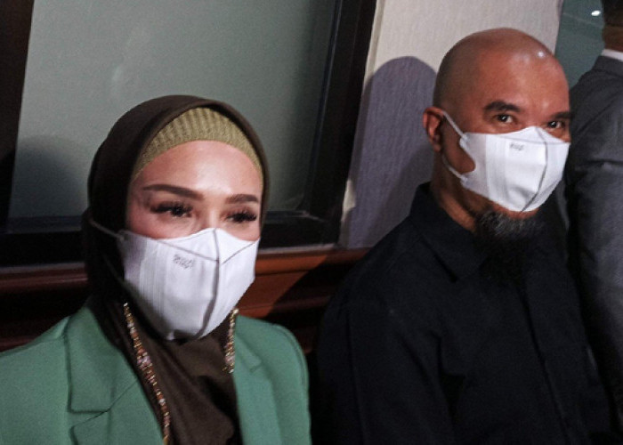 Ahmad Dhani dan Mulan Jameela Datangi Pengadilan Agama Jakarta Selatan, Lengkap dengan Kuasa Hukum