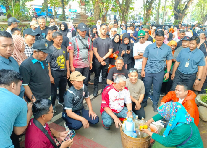 Pasangan ASIH Bertekad Tingkatkan Layanan Kesehatan Seluruh Pedesaan di Jabar