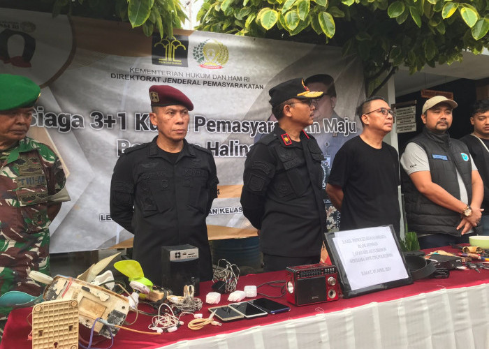 Petugas Gabungan Razia Lapas Kelas 1 Cirebon, Ini yang Mereka Dapat
