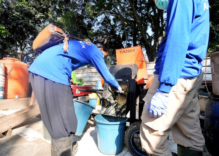 Aturan Baru: Subsidi Sekolah di Jabar Kini Syaratkan Pengelolaan Sampah