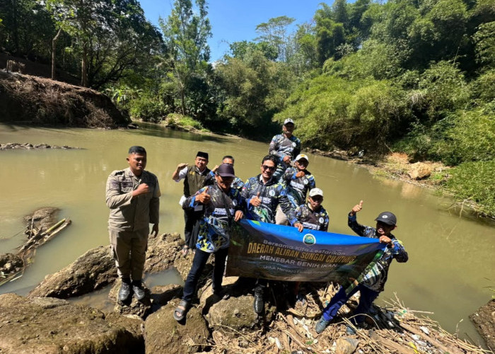 Restocking 10 Ribu Ikan di Sungai Cilutung, Langkah Nyata Pulihkan Ekosistem Perairan Majalengka
