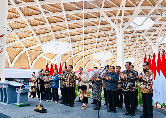 Usai Jakarta-Bandung, Jokowi Tunggu Hasil Kajian Kereta Cepat Hingga Surabaya