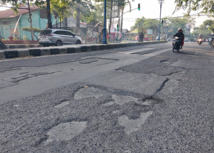 Jalan Wahidin Diusulkan Diperbaiki, DPUTR Kota Cirebon Ajukan Dana Rp21 Miliar ke Pemerintah Pusat