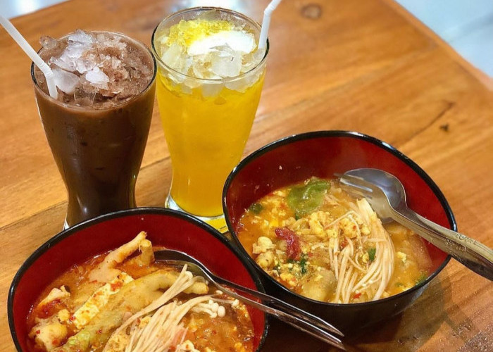 10 Tempat Makan Seblak di Cirebon yang Enak dan Terkenal, Lengkap dengan Alamatnya