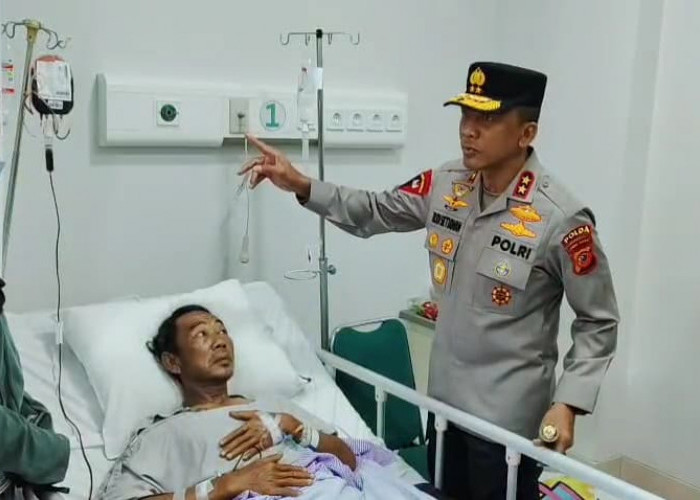 Korban Longsor Gunung Kuda Cirebon Dapat Bantuan dari Kemensos