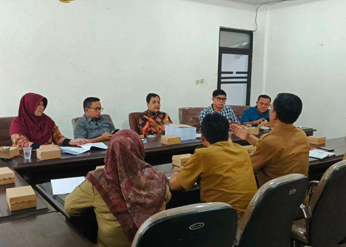 Komisi III DPRD Cirebon Dorong Penguatan Sarana Pengolahan Sampah di Kampung Bersih