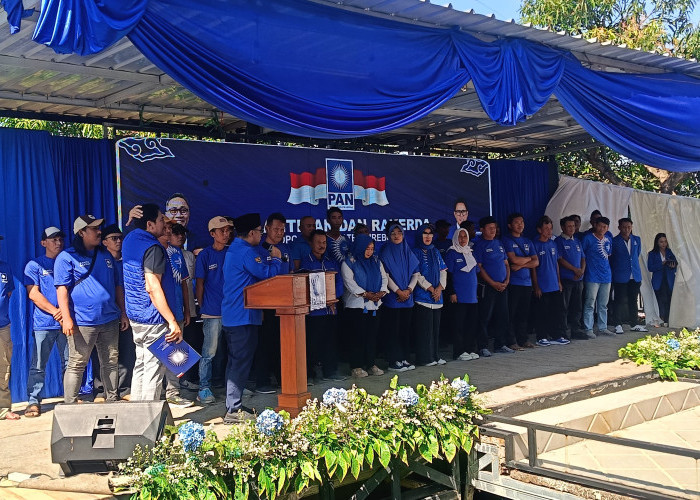 PAN Kabupaten Cirebon Bidik Kemenangan di Pemilu 2029, 40 DPC Resmi Dilantik