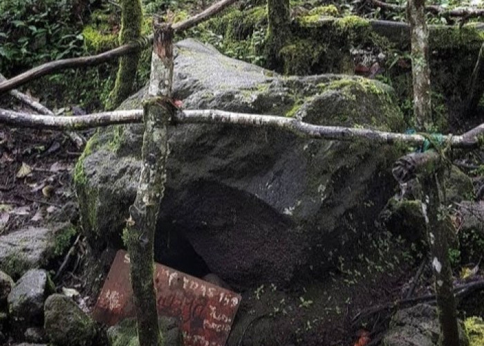 Batu Lingga Gunung Ciremai, Tempat Sunan Gunung Jati Bermunajat dan Kisah Nyi Linggi Mencari Kesaktian