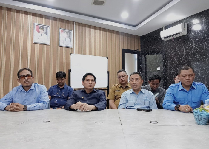 Lucky Hakim Geram saat Sidak PDAM Indramayu, Begini Reaksinya