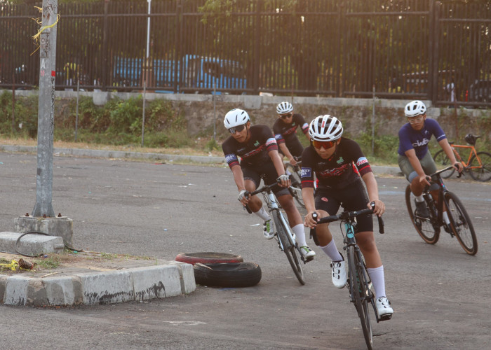 Watubelah Fun Race Criterium Adu Kecepatan, 60 Pesepeda Ciayumajakuning Turun Lintasan