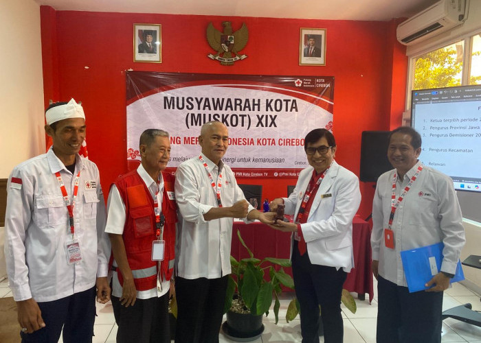 dr H M Edial Sanif SpJP FIHA Kembali Nahkodai PMI Kota Cirebon 