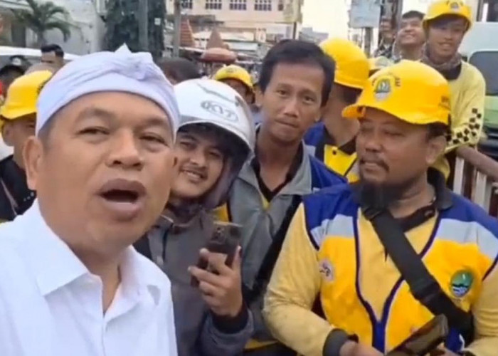 Cirebon Digas KDM, Pagi-pagi Sudah Bawa 70 Pasukan Pembersih Sampah ke Kawasan Wisata Batik Tursmi