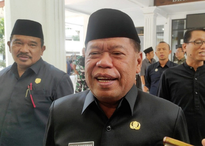 Peringatan Keras Bupati Eman: Jalan Majalengka 3 Bulan Rusak, Pengawas Harus Bertanggung Jawab