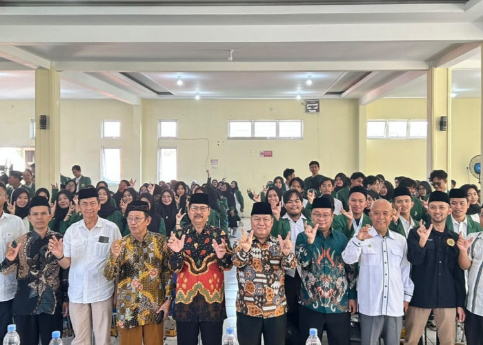 Lepas 291 Peserta KKN, Rektor UNU Cirebon Tekankan Kolaborasi Desa