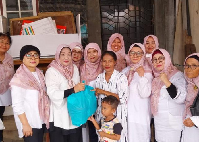 Sambut Hari Ibu, GOW Bagikan PMT untuk Balita di RW 06 Karya Mulya