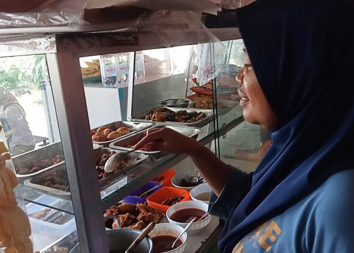 Harga Cabai di Kota Cirebon Naik, Sejumlah Pemilik Warung Mulai Mengeluh
