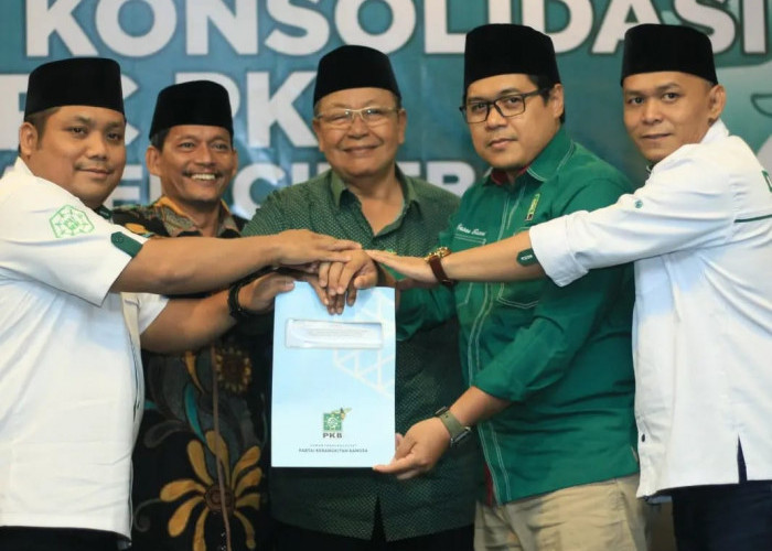 Resmi, Abdul Jamil Latief Menjadi Ketua DPC PKB Kabupaten Cirebon