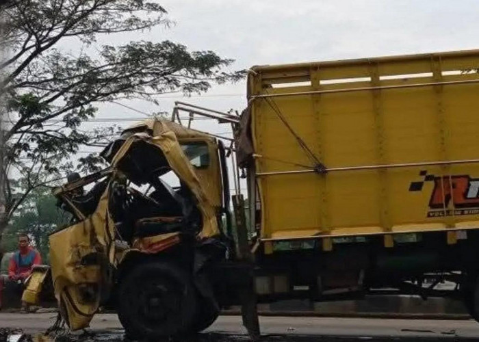Kecelakaan Truk di Pantura Cirebon Hari Ini, 1 Korban Meninggal Dunia