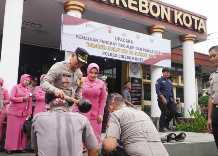 Pagi Penuh Haru di Polres Cirebon Kota, Puluhan Personel Naik Pangkat: Kapolres Ingatkan Tanggung Jawab Besar