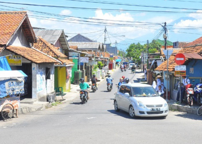 Jalan Raya Talun - Kedawung akan Dilebarkan, Pembebasan Lahan Mencapai Rp5 Miliar