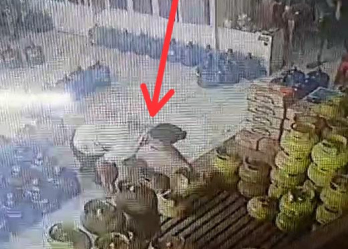 Aksi Pencuri Tabung Gas Ini Terekam CCTV, Pemilik: Saya Minta Itikad Baik