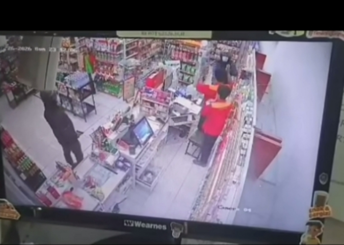 Detik-detik Mencekam 2 Karyawan Minimarket Majalengka Ditembak Perampok
