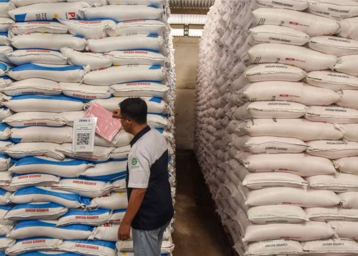 Stok Pupuk Urea Bersubsidi di Cirebon Capai 8.885,7 Ton, Pupuk Kujang Siaga Hadapi Musim Tanam Okmar