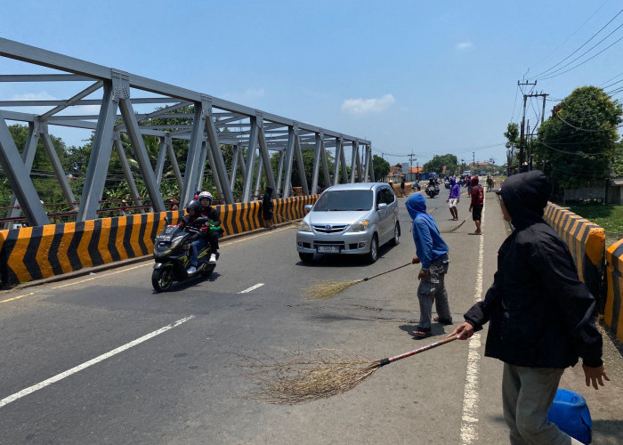 KDM Beri Kompensasi Rp50.000 untuk Pencari Koin di Pantura Demi Kelancaran Mudik