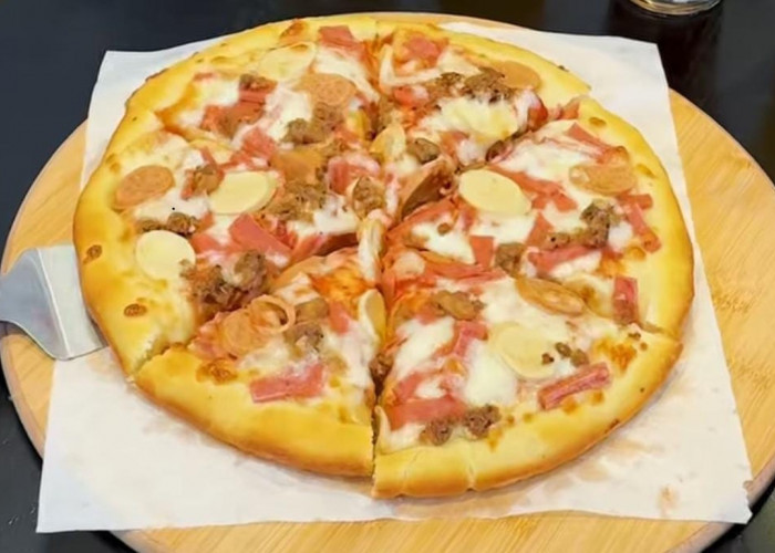 Promo Gila! Beli Pizza Gratis Pizza di Red Pizza Cirebon, Cek Lokasi dan Menunya