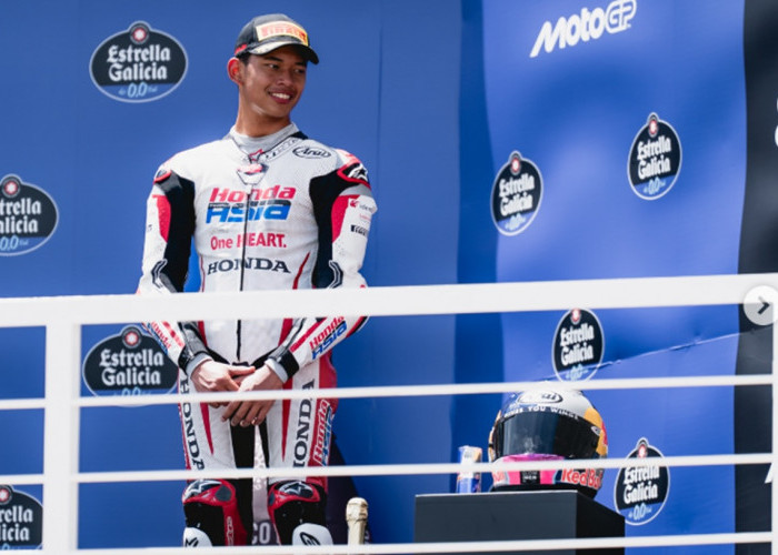 Veda Ega Tolak Alkohol di Podium Moto3 Brasil, Tuai Pujian dan Bikin Bangga Indonesia