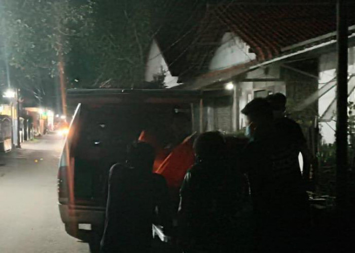 Geger di Cirebon! Warga Curiga, Lansia Ditemukan Meninggal Dunia
