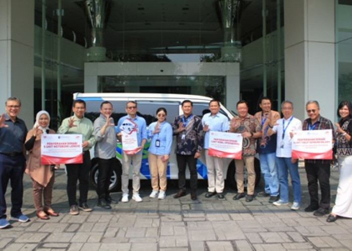 Tingkatkan Kualitas Pendidikan, Astra Daihatsu Motor Donasikan Mobil Perpustakaan dan Alat Pendukung Lainnya