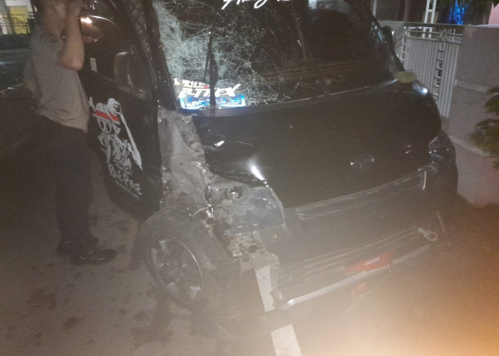 Tabrakan di Jl Kenanga Cirebon, Motor Tabrakan dengan Mobil Pikap