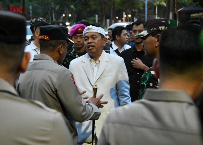 Gubernur Dedi Mulyadi: Cinta Kasih Natal Harus Menjaga Sesama dan Lingkungan