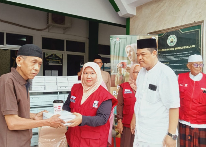 Bulan Ramadan, DKM Masjid Subulussalam Permata Harjamukti Gelar Bakti Sosial