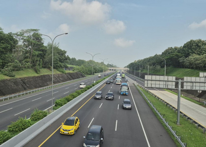 Update Arus Mudik Tol Cipali Hari Ini: H-4 Lebaran, 22 Ribu Kendaraan Melaju ke Cirebon