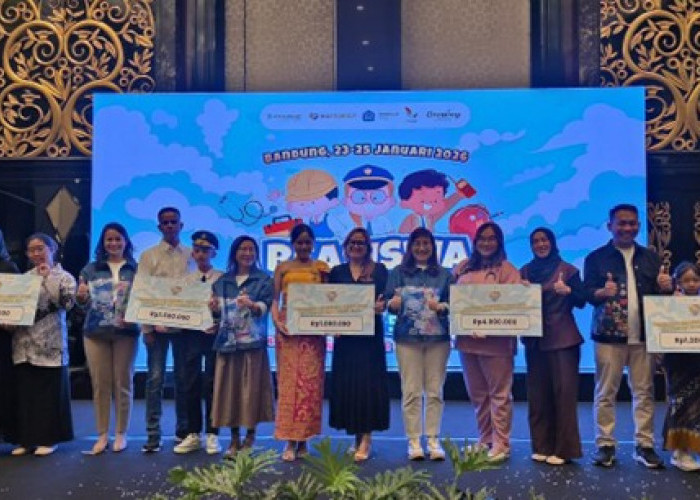 FIFGROUP Salurkan Beasiswa Ceria untuk 473 Anak Karyawan