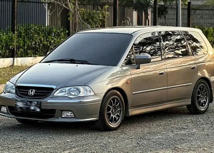 Deretan Mobil MPV 7 Seater Bekas yang Worth It, Mesin Tangguh, Kabin Lega, Pilihan Cermat untuk Keluarga