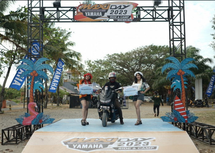 Usung Tema Tropical Beach Party, Ribuan Biker Maxi Yamaha Nikmati Camping di Pinggir Pantai