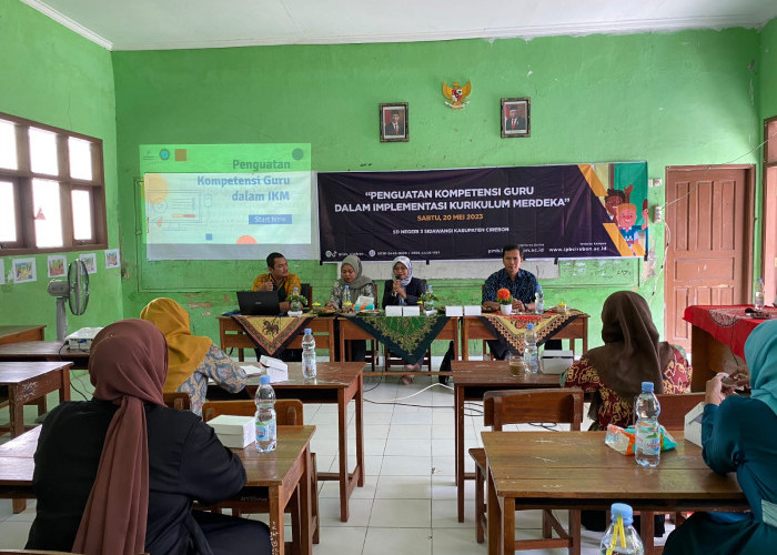 Dosen IPB Cirebon Beri Pelatihan Penguatan Kompetensi Guru