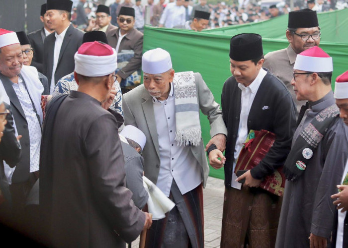 Refleksi Hari Santri Nasional 2025, Asyrof: Santri Masa Kini Berpolitik dengan Adab, Berdakwah dengan Ilmu