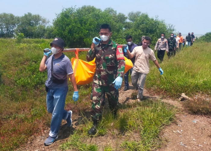 GEGER Mayat Perempuan Tergeletak di Bibir Pantai Cirebon, Kondisinya Mengenaskan