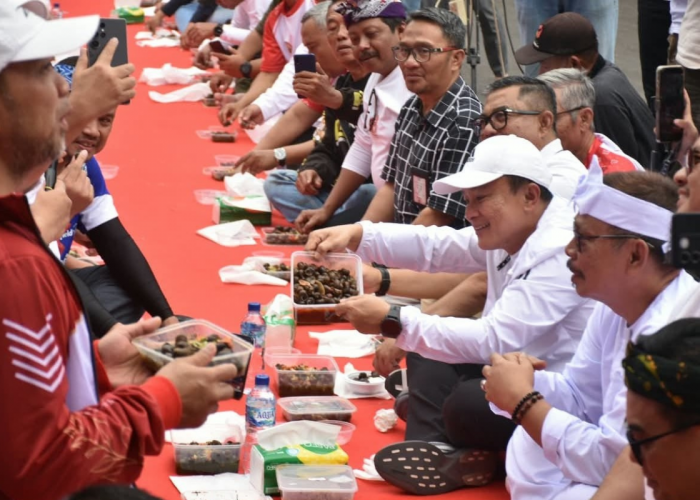 Festival Ngecrok Tutut Angkat Kuliner Unik Kuningan Jadi Peluang Ekonomi Desa