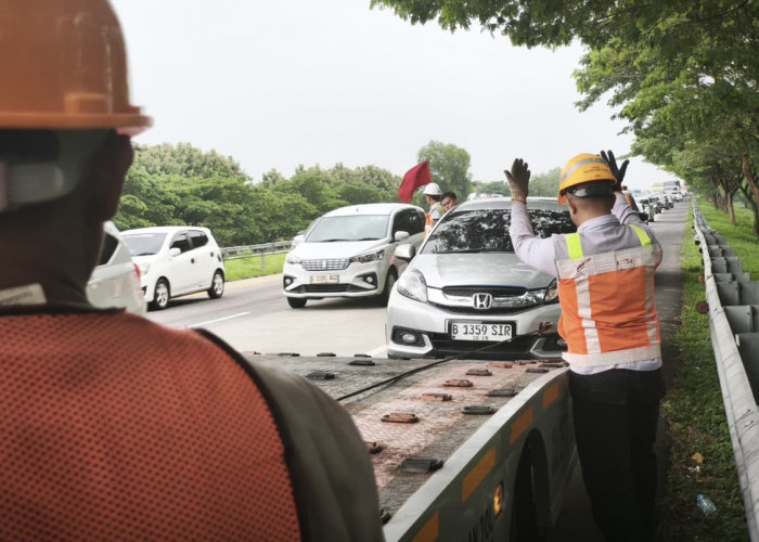 Update Cipali Arus Balik Hari Ini: Mobil Mogok Sempat Bikin Macet